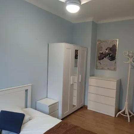 2 Pieces 37m2,350m De La Διαμέρισμα *